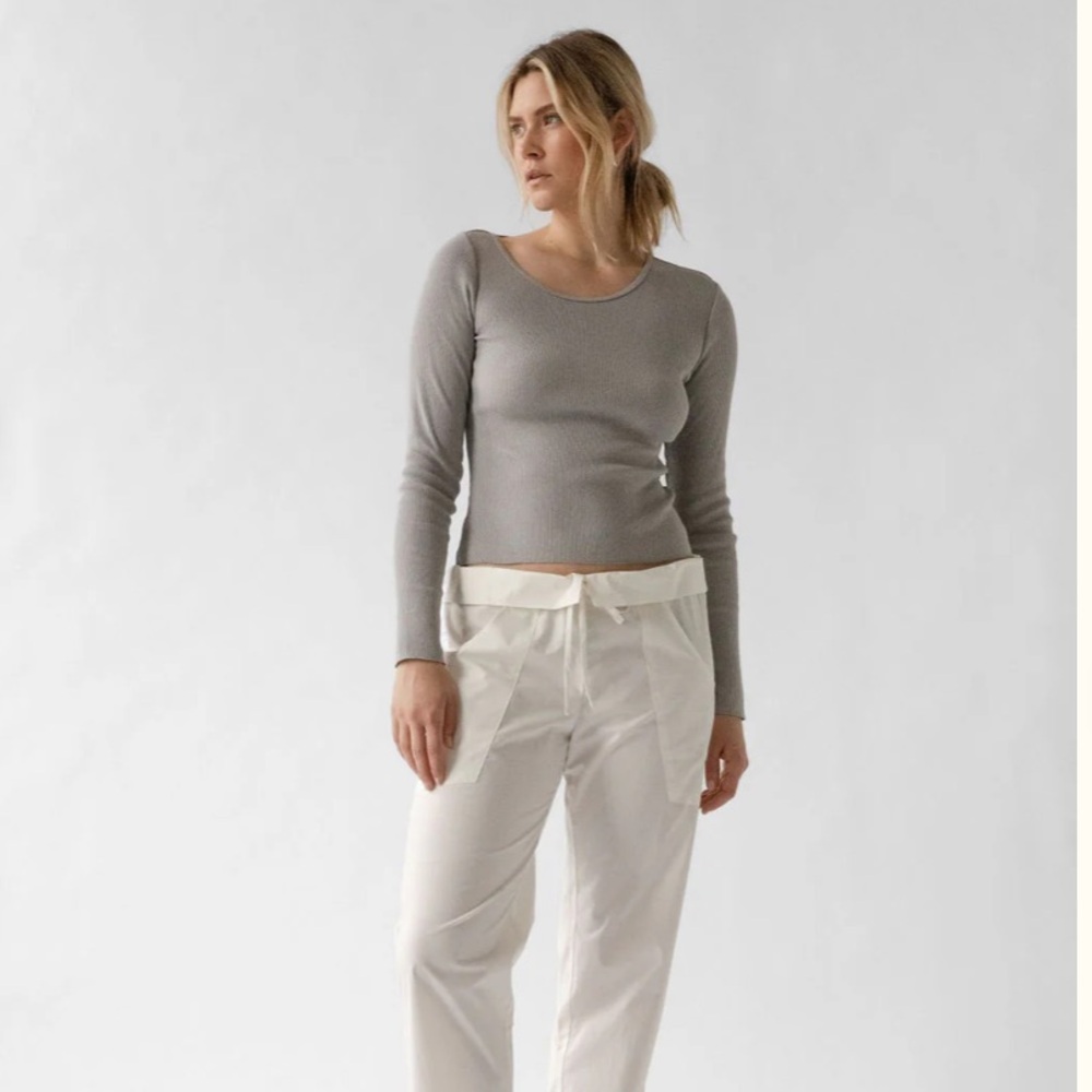 James Street Co Asymmetrical Long Sleeve Top